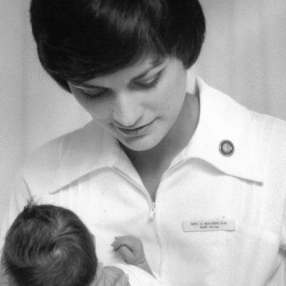 Meet your Posher, Gerri - Picture 1 of 1